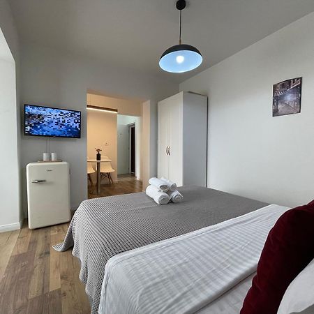 Central Studio Apartments Tirana Exterior foto
