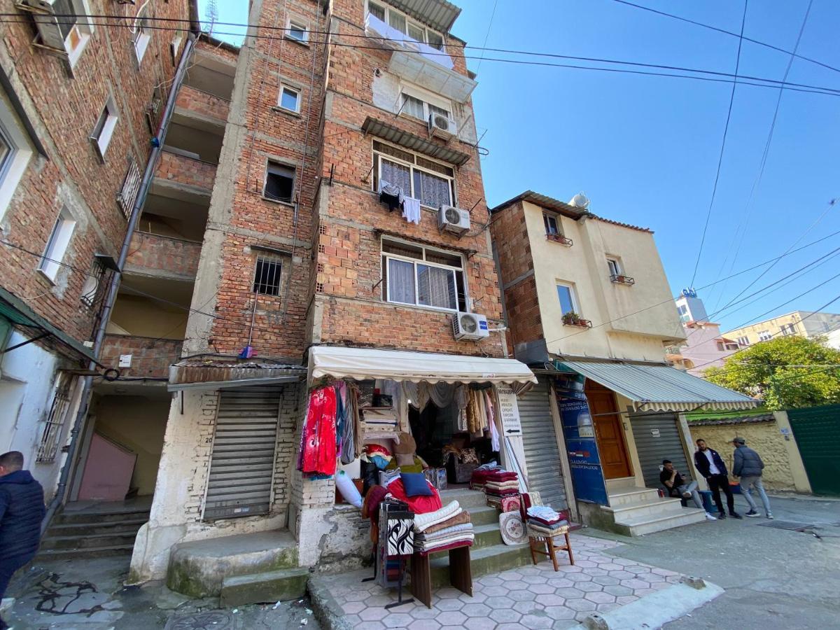 Central Studio Apartments Tirana Exterior foto