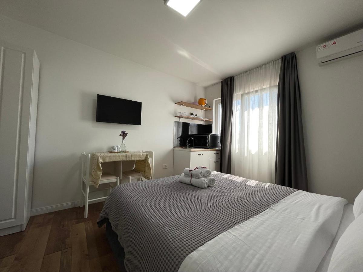 Central Studio Apartments Tirana Exterior foto