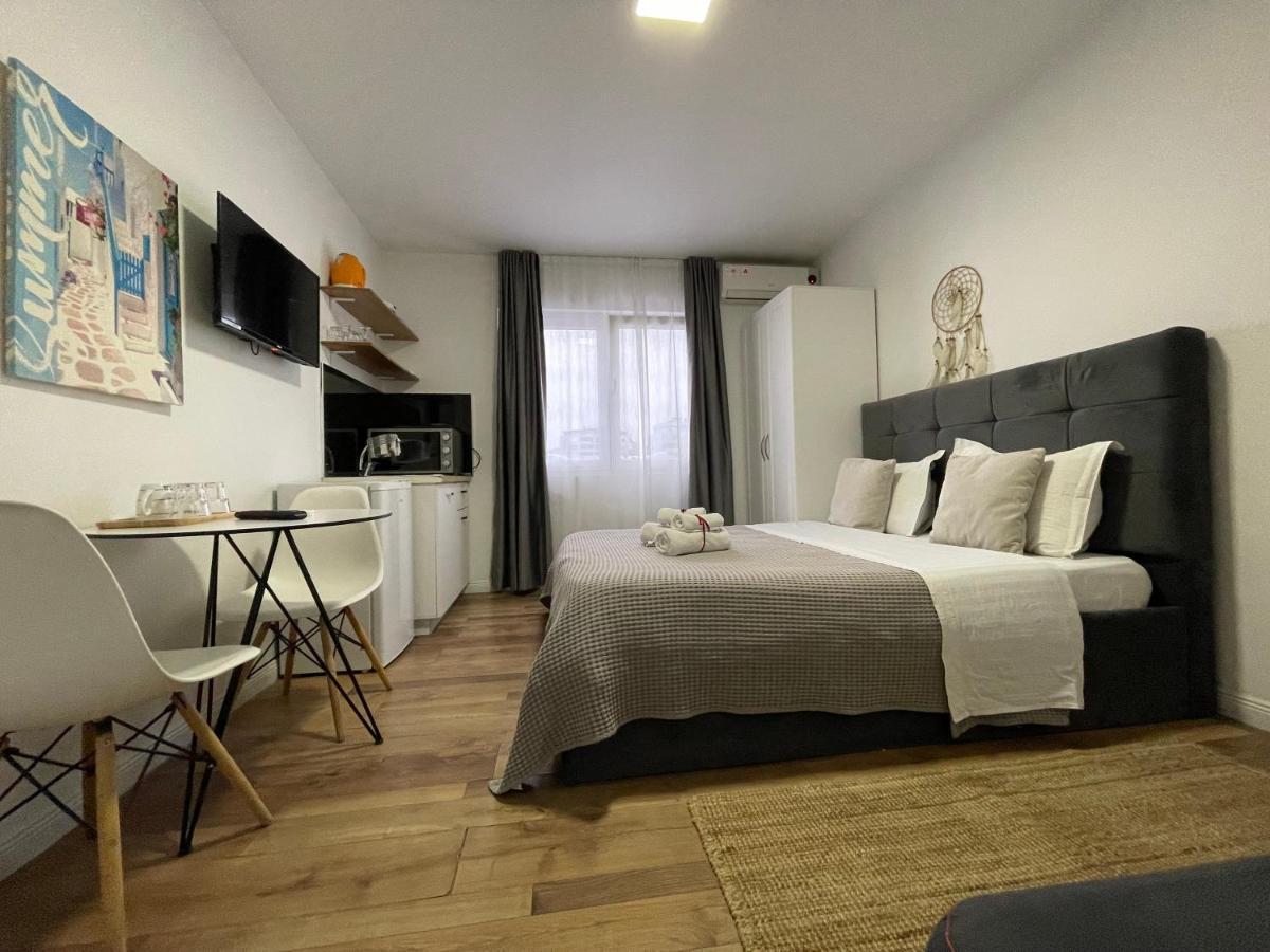 Central Studio Apartments Tirana Exterior foto